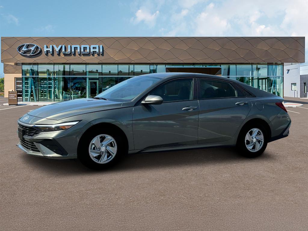 new 2025 Hyundai Elantra car, priced at $22,246