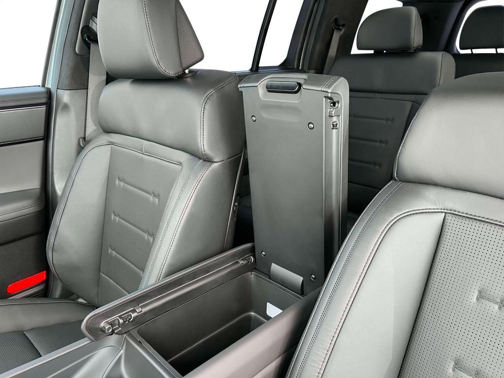 new 2024 Hyundai Santa Fe car, priced at $46,944