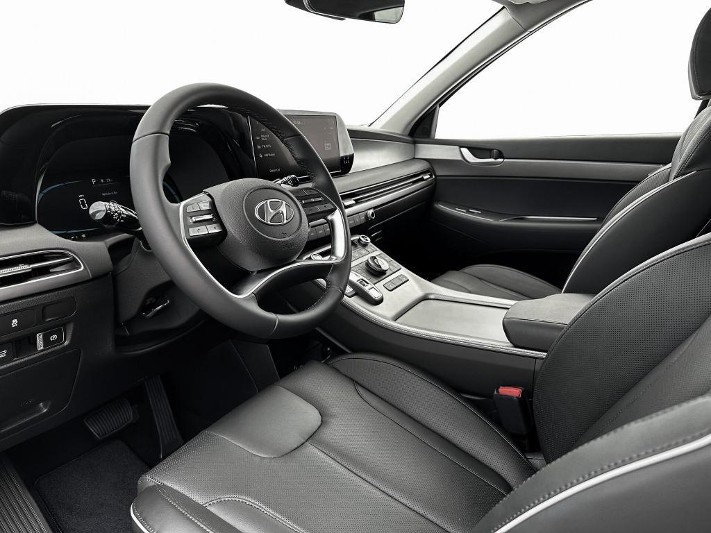 new 2025 Hyundai Palisade car, priced at $43,170