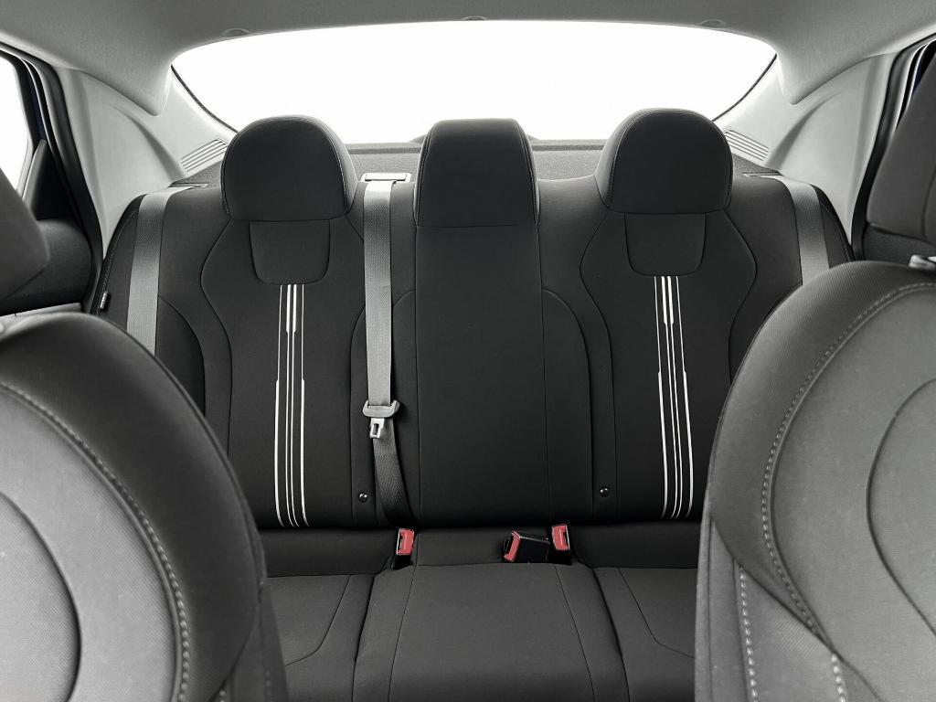 new 2025 Hyundai ELANTRA HEV car, priced at $25,457