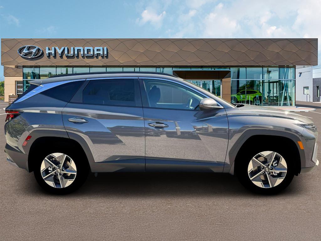 new 2026 Hyundai TUCSON Hybrid car, priced at $36,604