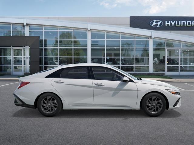 new 2025 Hyundai Elantra HEV car, priced at $26,712