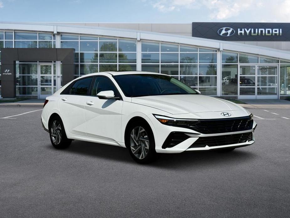 new 2025 Hyundai Elantra HEV car, priced at $30,939