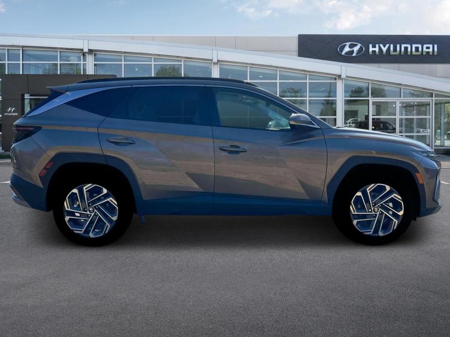 new 2025 Hyundai Tucson Hybrid car, priced at $40,768