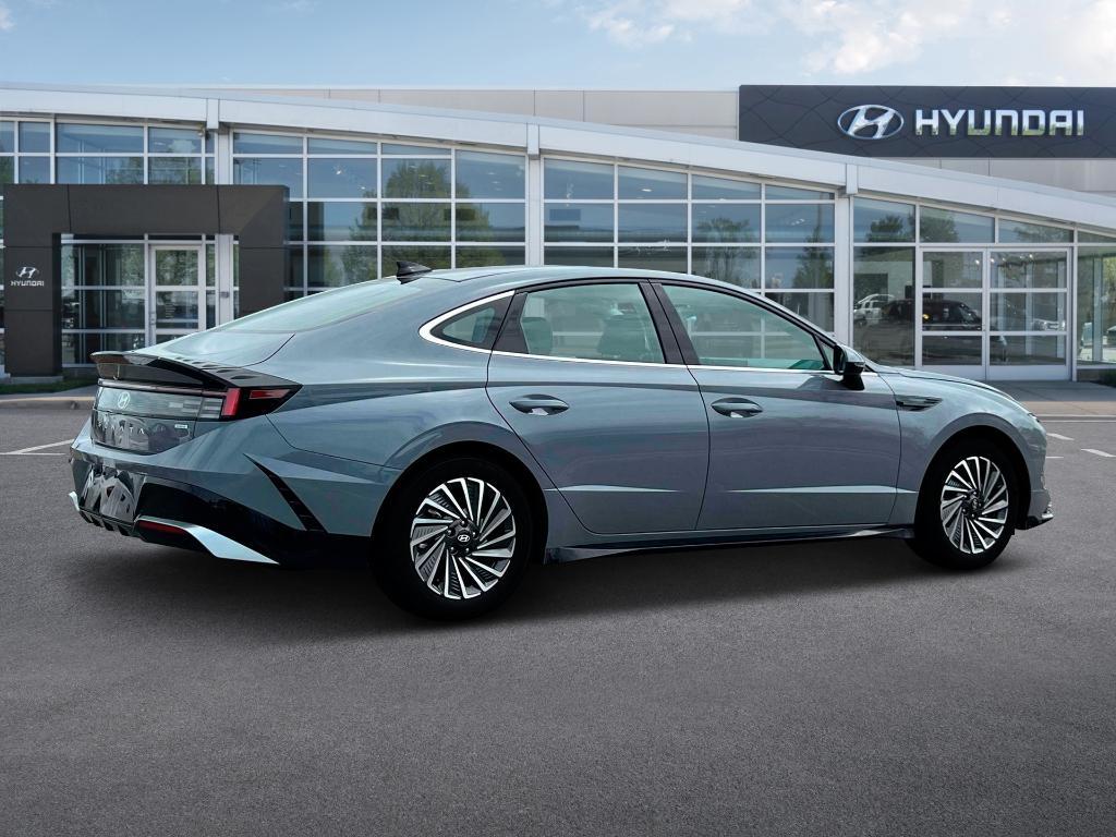 new 2025 Hyundai Sonata Hybrid car, priced at $31,723