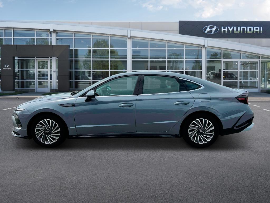 new 2025 Hyundai Sonata Hybrid car, priced at $31,723