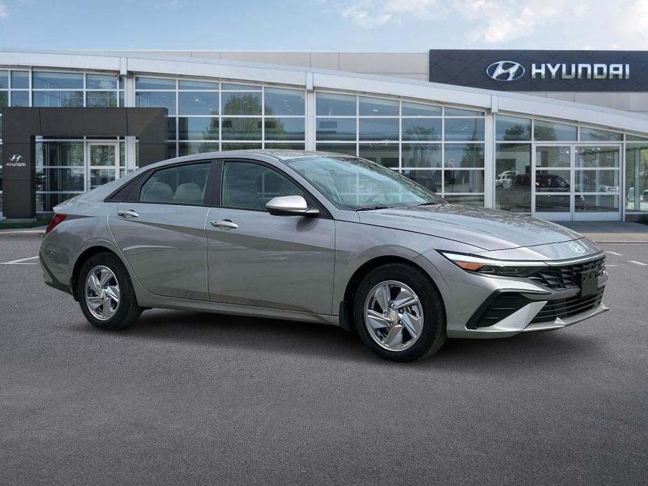 new 2024 Hyundai Elantra car, priced at $22,442