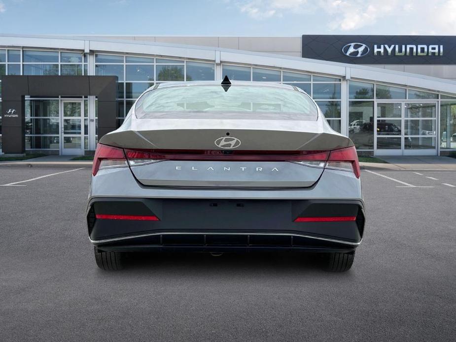 new 2024 Hyundai Elantra car, priced at $22,442