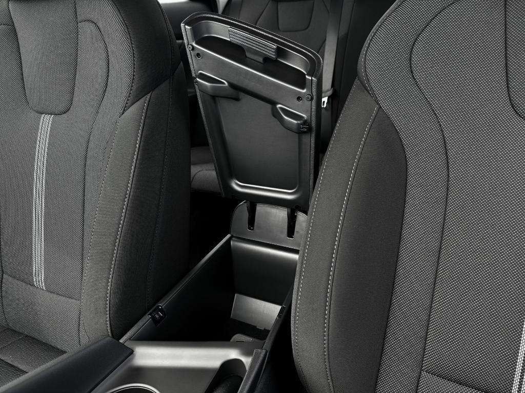 new 2025 Hyundai Elantra car, priced at $21,779
