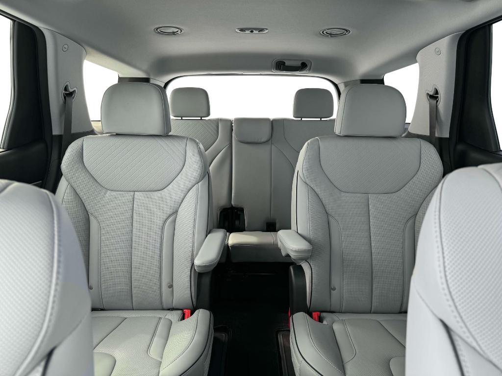 new 2025 Hyundai Palisade car, priced at $44,204