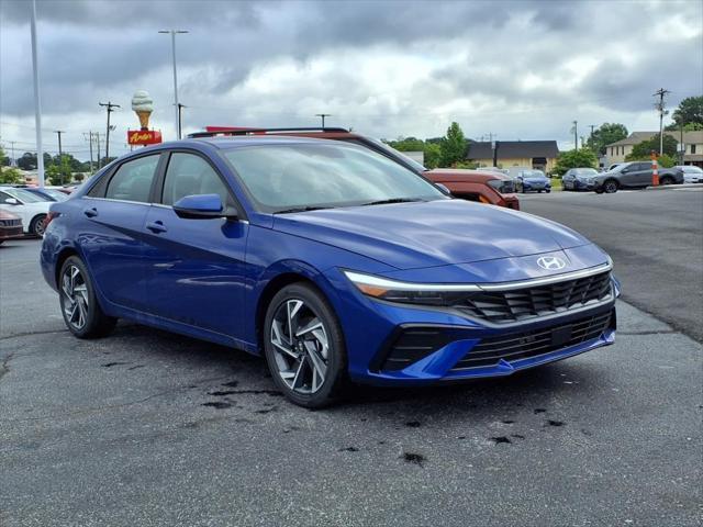 new 2025 Hyundai Elantra car, priced at $26,580