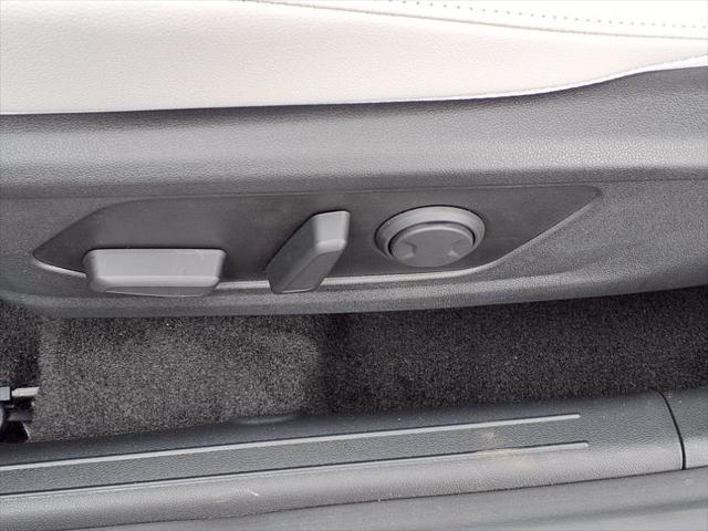 new 2025 Hyundai Elantra car, priced at $26,580