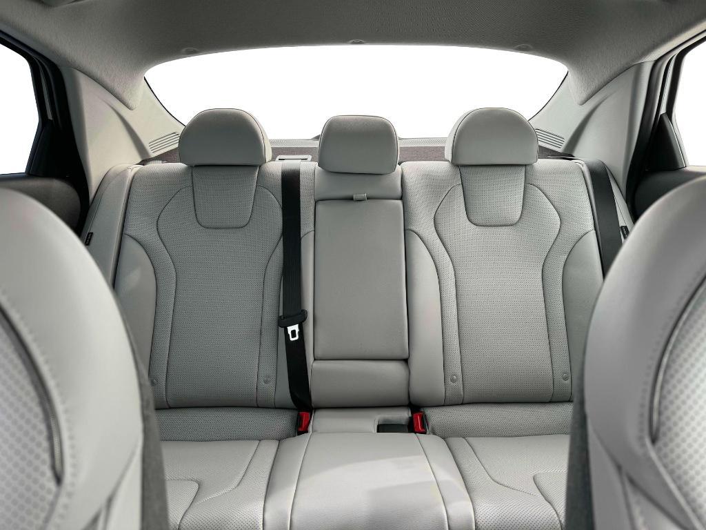 new 2025 Hyundai Elantra car, priced at $26,580