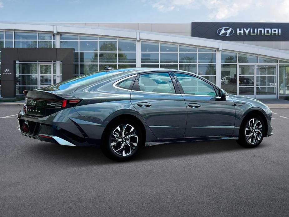 new 2024 Hyundai Sonata car, priced at $28,021