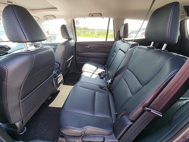 used 2022 Honda Pilot car, priced at $33,980