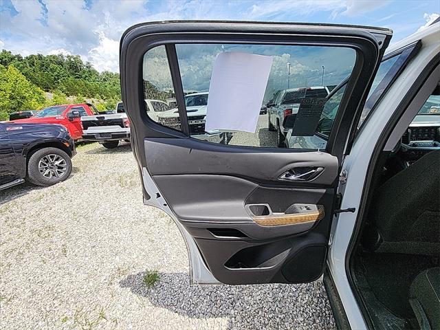 used 2022 GMC Acadia car, priced at $27,971