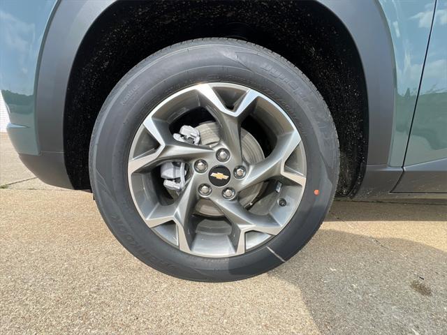 new 2025 Chevrolet Trax car, priced at $24,724