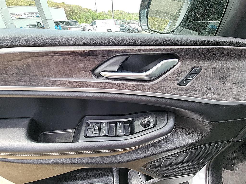 used 2023 Jeep Grand Cherokee car