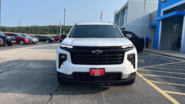 new 2024 Chevrolet Traverse car, priced at $46,125