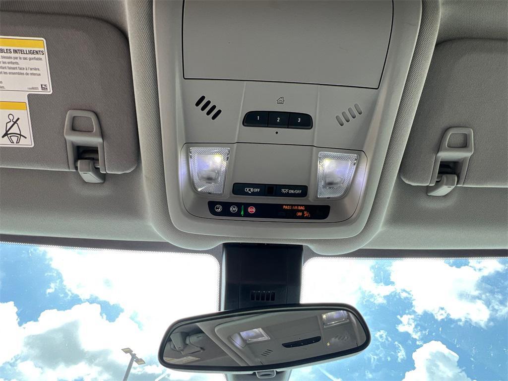 used 2021 Chevrolet Equinox car, priced at $19,989