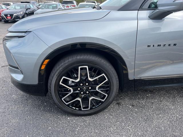 new 2025 Chevrolet Blazer car, priced at $49,092