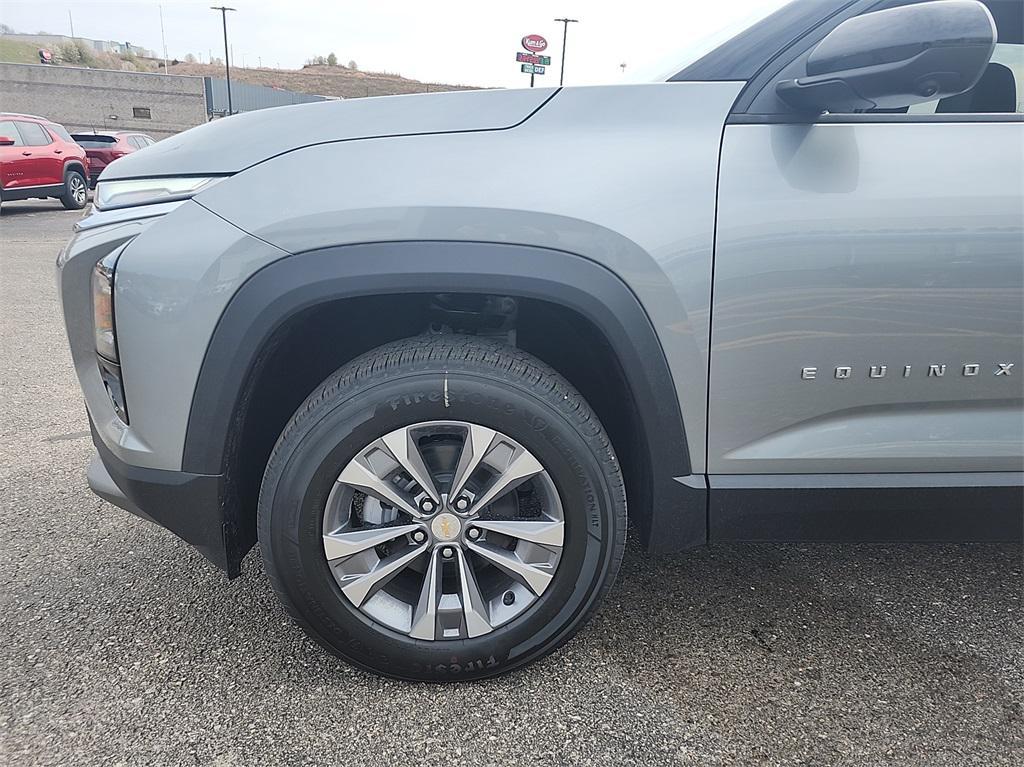 new 2025 Chevrolet Equinox car, priced at $33,725