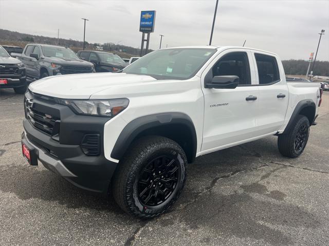 new 2024 Chevrolet Colorado car, priced at $39,353