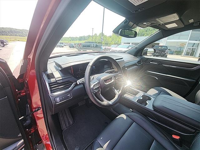 used 2024 GMC Acadia car, priced at $40,517