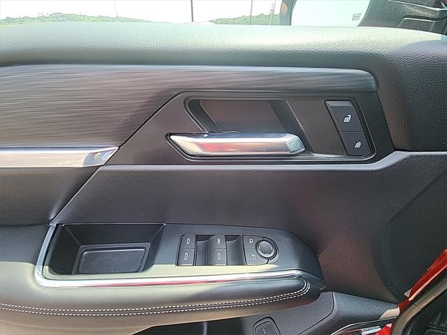 used 2024 GMC Acadia car, priced at $40,517