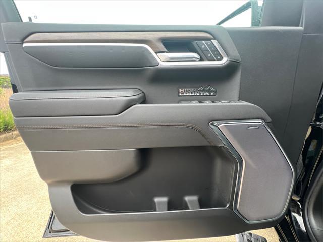 new 2025 Chevrolet Silverado 1500 car, priced at $71,230