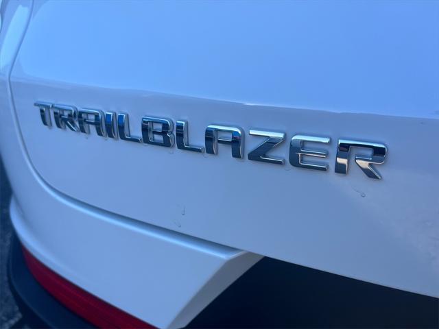 new 2025 Chevrolet TrailBlazer car, priced at $23,080