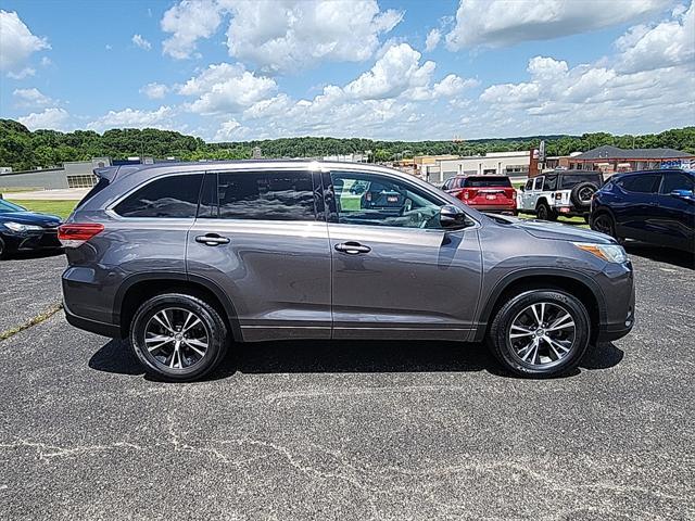 used 2018 Toyota Highlander car, priced at $18,857