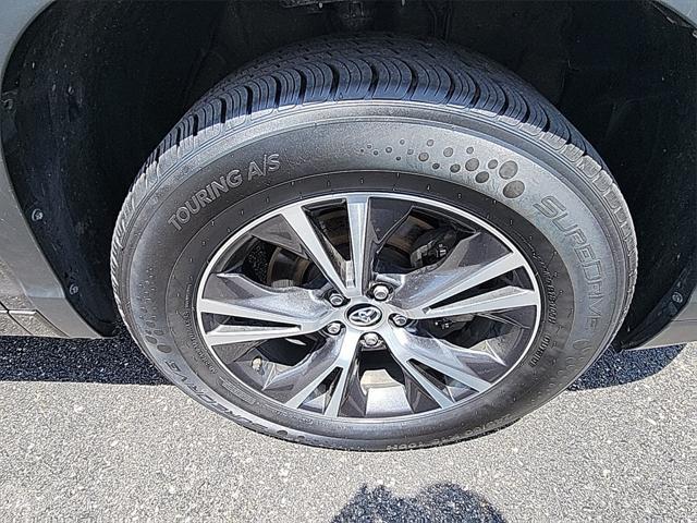 used 2018 Toyota Highlander car, priced at $18,857