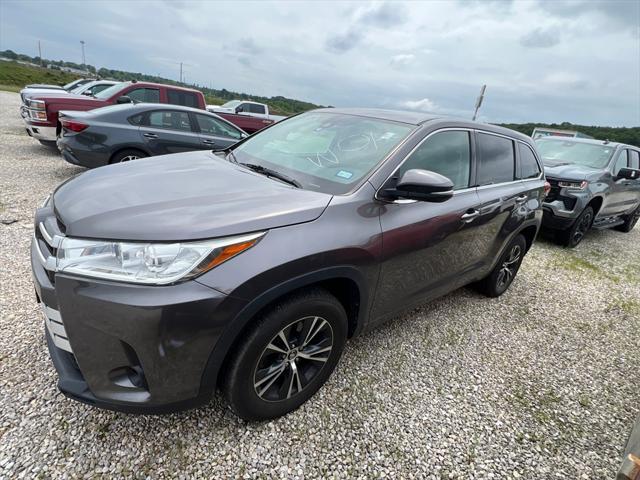 used 2018 Toyota Highlander car, priced at $19,980
