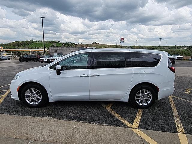 used 2023 Chrysler Pacifica car, priced at $23,150