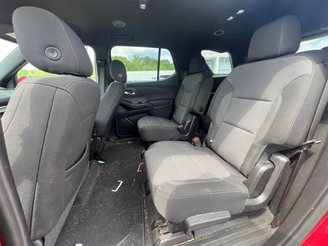 used 2022 Chevrolet Traverse car, priced at $28,865