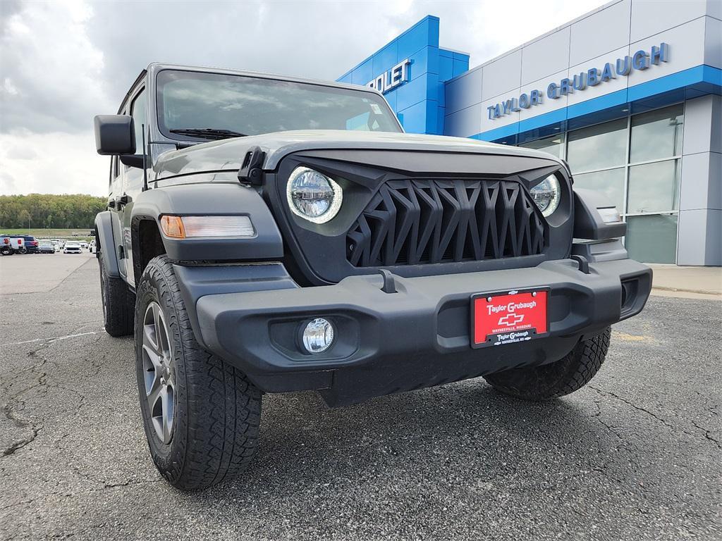 used 2018 Jeep Wrangler Unlimited car, priced at $25,975