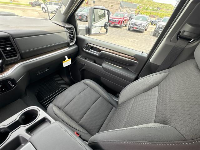 new 2025 Chevrolet Silverado 2500 car, priced at $62,112