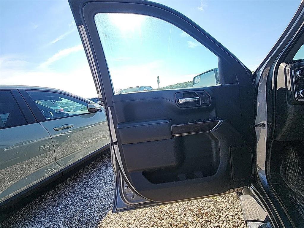 used 2019 GMC Sierra 1500 car, priced at $28,960