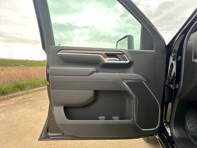 new 2025 Chevrolet Silverado 2500 car, priced at $61,912