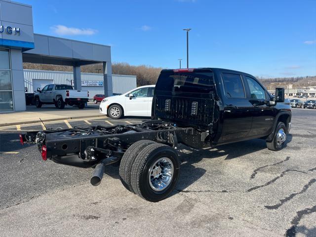 new 2025 Chevrolet Silverado 3500 car, priced at $64,280