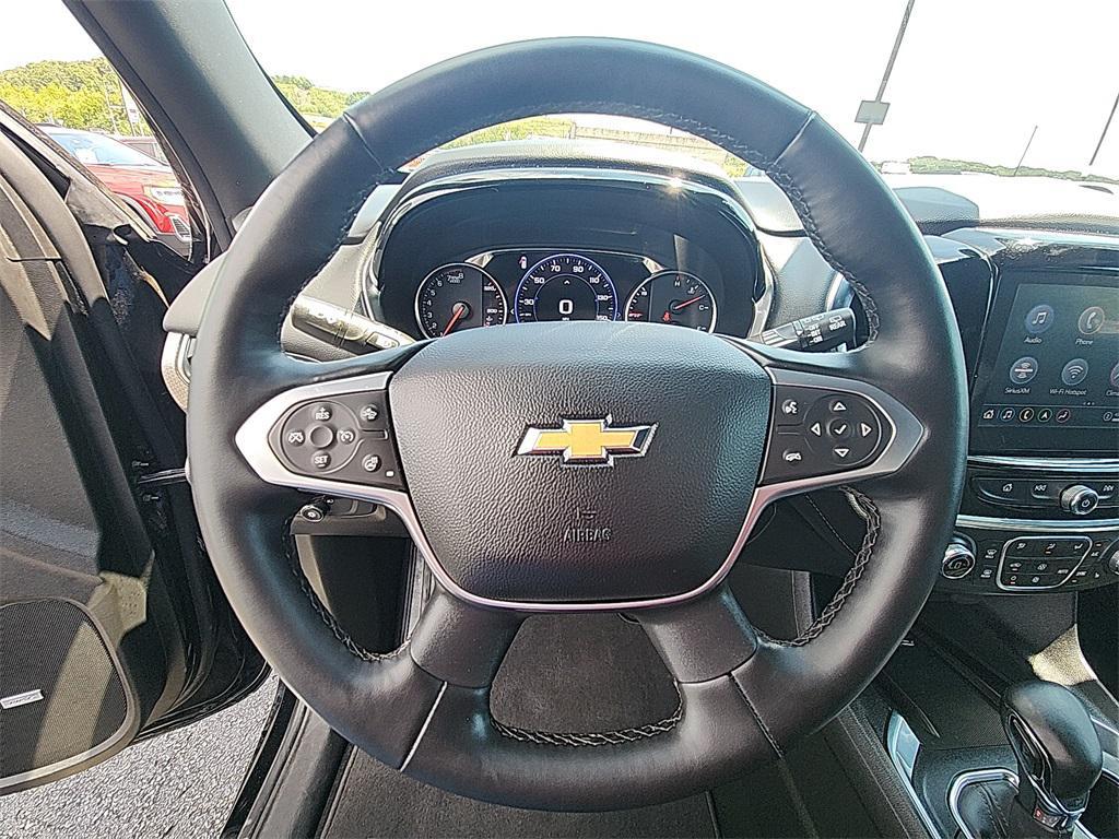 used 2023 Chevrolet Traverse car, priced at $37,978