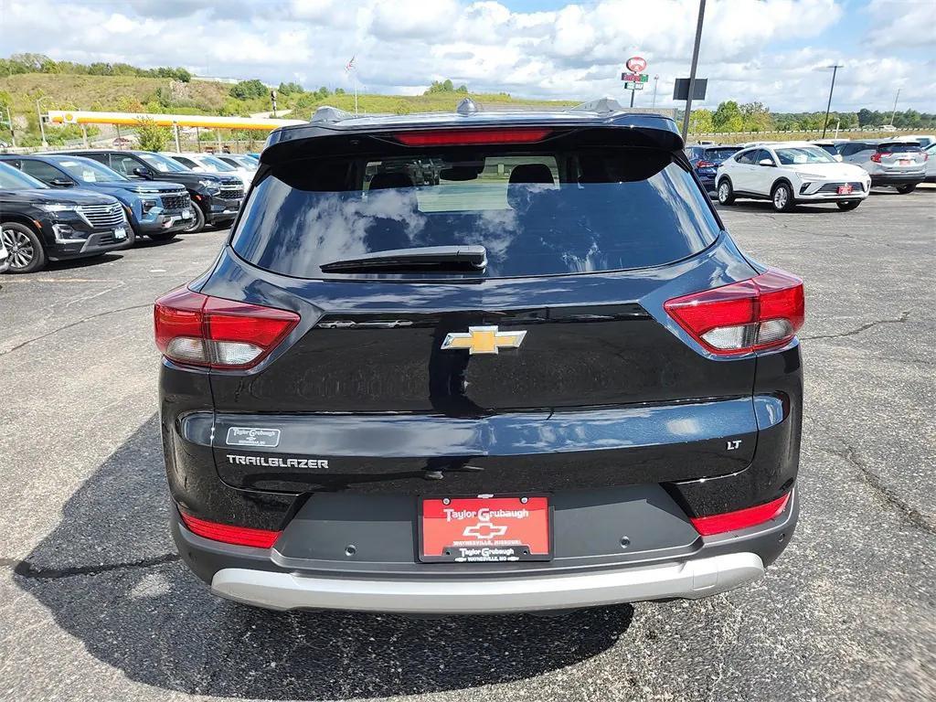 new 2026 Chevrolet TrailBlazer car, priced at $25,270