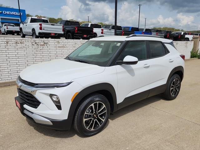new 2025 Chevrolet TrailBlazer car, priced at $26,992