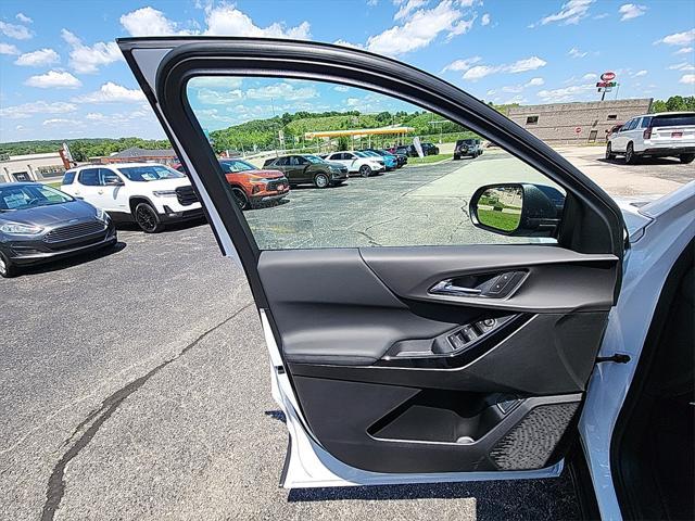 new 2026 Chevrolet Equinox car, priced at $32,910