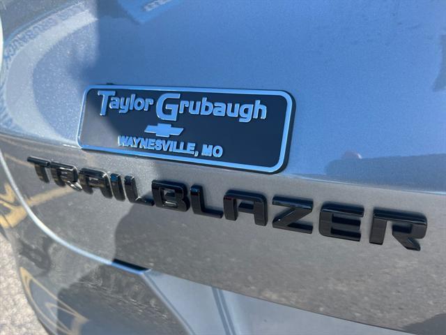 new 2025 Chevrolet TrailBlazer car, priced at $28,419