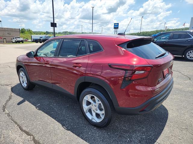 new 2025 Chevrolet Trax car, priced at $22,660
