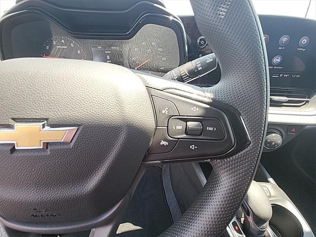 new 2025 Chevrolet Trax car, priced at $22,660
