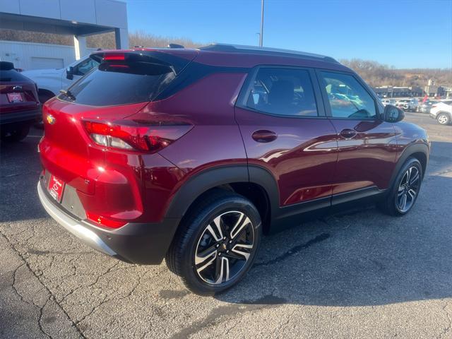 new 2025 Chevrolet TrailBlazer car, priced at $26,210