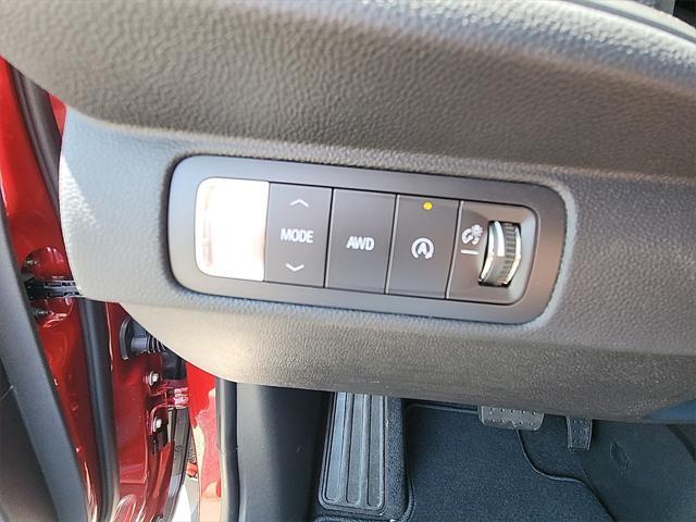 new 2025 Chevrolet Traverse car, priced at $44,275